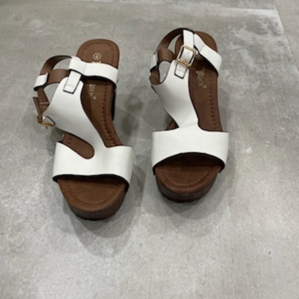 White Nature and Breeze Heel